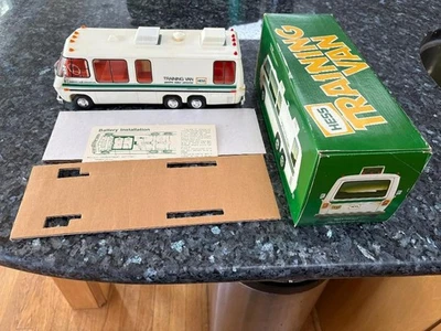 Vintage 1978 Hess Training Van Camper Caixa Original Com Cartão de Bateria e Inserções - Imagem 1 de 4