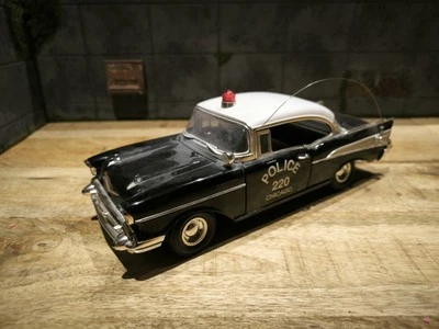 ERTL American Muscle 1:18 POLICÍA CHEVY BEL AIR 1957 - Policía de Chicago - Imagen 1 de 4