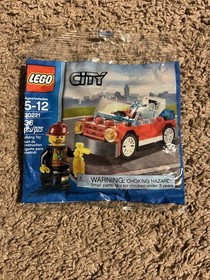 LEGO 30221 City Fire Car & Fire Fighter Mini Figure - New Factory Sealed Bag