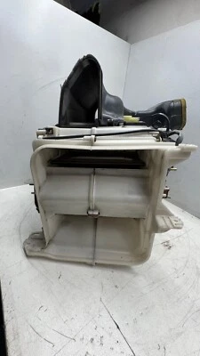 Toyota Land Cruiser FJ/FZJ80 передний нагреватель коробка в сборе воздуховод 1996-97 87150 60640 - Изображение 1 из 4