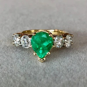 4.94 Carat Colombian Emerald and Diamond Engagement ring 14K - Picture 1 of 13