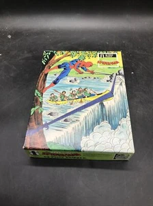 The Rainbow Works 1988 The Amazing Spider-Man 63-Piece Puzzle. Free Ship Pre Own - Picture 1 of 11