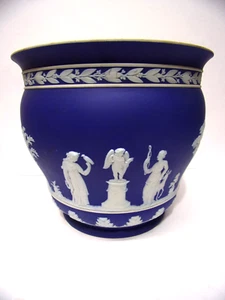 1800s Wedgwood Jasperware 8 1/8" Jardiniere - Picture 1 of 5