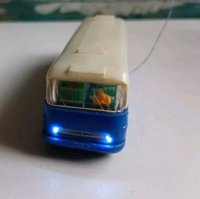 Omnibus - Busmodell  Ikarus 66 Espewe mit LED Beleuchtung  - Bild 1 von 4
