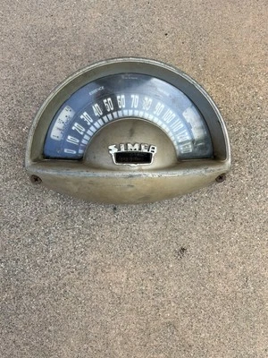 Simca calibre racimo años 50 Aronde Foto 1 de 4