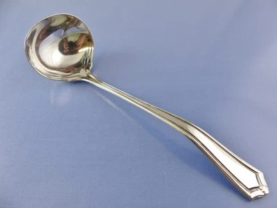 SALEM também conhecido como LOWELL 1915 CREME ou concha de molho por 1881 rogers - Imagem 1 de 4