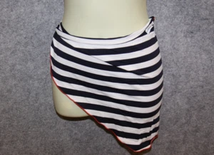 BIKINI ÜBERWURF STRAND- BADE TUCH GRÖSSE XS DUNKELBLAU AN EINER SEITE GEBUNDEN - Bild 1 von 2