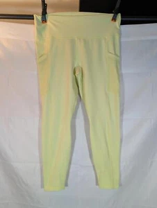 EUC Fabletics PowerHold Women's 1X Soft Yellow Leggings Ankle Length w/Pockets - Picture 1 of 5