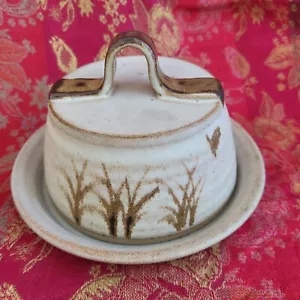 Ilfracombe 18cm Studio Pottery Stoneware Butter Or Cheese Dish With Lid - Picture 1 of 16