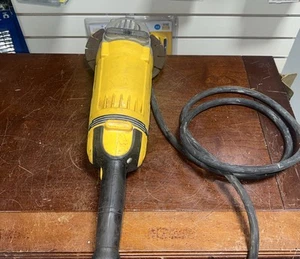 Dewalt DWE4557 7" 8.500RPM 4,7HP Winkelschleifer - Bild 1 von 9