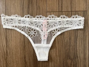 Victoria's Secret Panties Thong Panty Lacie White Eyelet Lace Mesh Floral Small - Picture 1 of 7