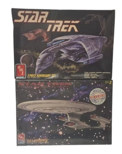 Star Trek 3 teiliges Gegner Set + U.S.S. Enterprise 1701-D Modellbausatz Set - Bild 1 von 10