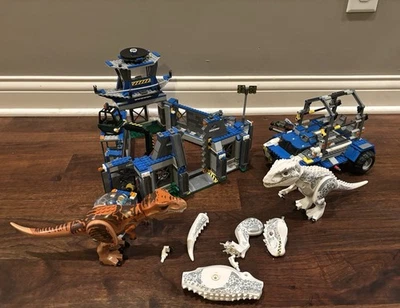 Lego 75919 Indominus Rex Breakout + 75918 T-Rex Tracker unvollständig - Bild 1 von 4