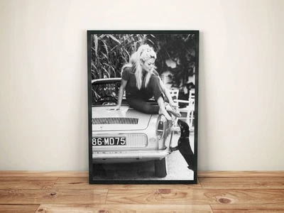 Brigitte Bardot Wandbild Bild Poster Kunstdruck Hund Retro Vintage NEU - Bild 1 von 2