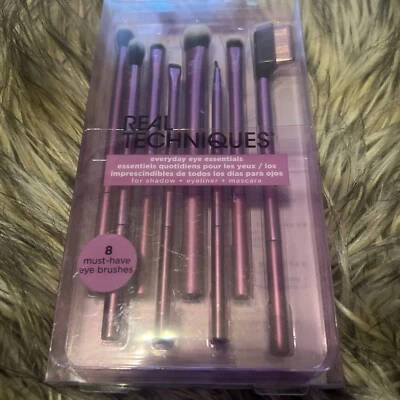 Real Techniques Everyday Eye Essentials 8 Piece Brush Set - Purple Aluminum - Image 1 of 2