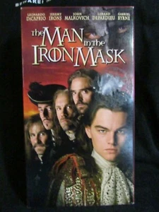 The Man In The Iron Mask VHS 1998 Leonardo DiCaprio Jeremy Irons EXCELLENT PLAY! - Picture 1 of 8