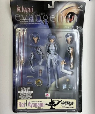 Kaiyodo Neon Genesis Evangelion REI AYANAMI figure repaint version — 第 1/4 张图片