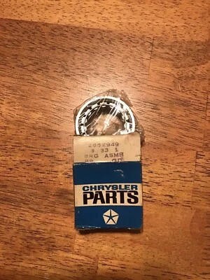 "Rodamiento de eje trasero Mopar NOS #2852949 1969-71 Dodge/Plymouth 8 1/4"""  Foto 1 de 3