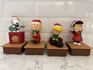 Hallmark Peanuts Wireless Band. Set Of 4. 2011 Tested. Excellent! - Picture 1 of 11