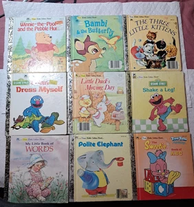 9 Mini Little Golden Book Pooh Bambi Kätzchen Sesamstraße Grover Elmo Enten - Bild 1 von 3