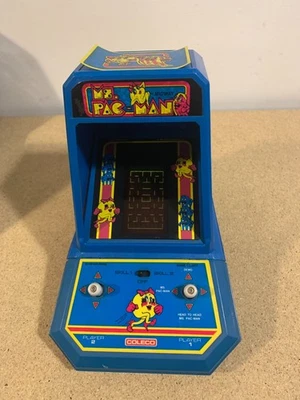 Mini videojuego arcade de mesa Ms. PAC-MAN 1981 de colección raro Coleco como está Foto 1 de 4