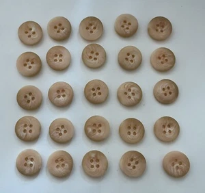 25 x 16mm Peach & Cream Mottled 4 Hole Buttons Tailoring/Sewing/Knitting - Picture 1 of 3