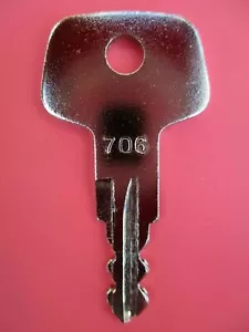 Baumaschinenschlüssel For Liebherr Key No. 706 Tank Lock - Stackers - Picture 1 of 2