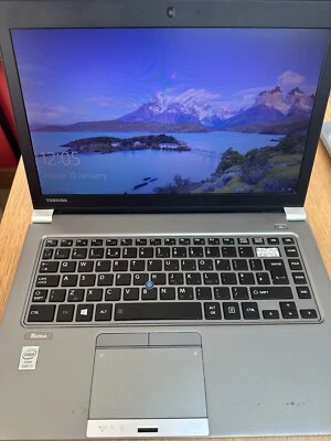 Toshiba Tecra Z40 i3-4th Gen - broken key mount - Image 1 of 4