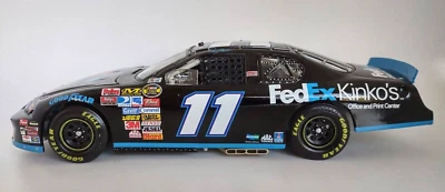 NASCAR Diecast Denny Hamlin 2007 FedEX Kinkos Monte Carlo SS 1:24 escala - Imagem 1 de 4