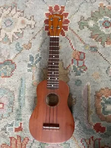 Johnson UK-120 Mahogany Soprano Uke with Gig Bag Ukulele Snark Tuner - Picture 1 of 6