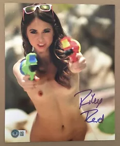 Riley Reid Signed 8X10 Photo. Adult Actress. Beckett COA. Sexy. Model. A29* - Picture 1 of 1