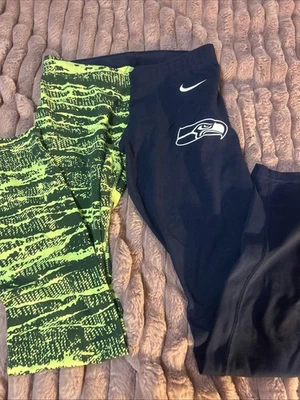 SEATTLE SEAHAWKS NFL NIKE WOMENS 2 TONE LOGO COLORS LEGGINGS Medium - Image 1 of 3