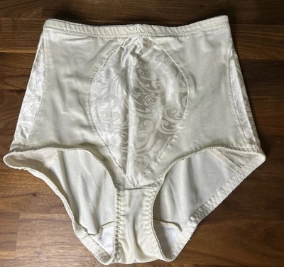 Faja Panty De Colección Hecho en Unión Dama Manhattan L Control Firme Modelador EE. UU. 5014 LEER Foto 1 de 4