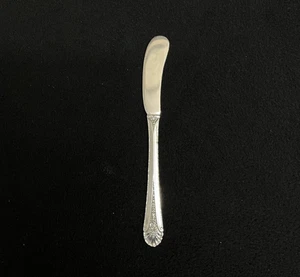 27.98g "Royal Windsor" by Towle Sterling Silver Flat Handle Butter Spreader 6" - Picture 1 of 10
