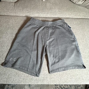 Under Armour Sweatshorts Herren Small Loose Fit grau Activewear Fitnessstudio Sport - Bild 1 von 6