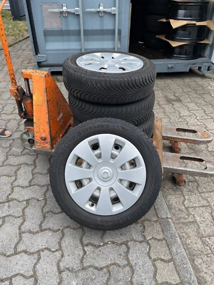 SMART All Season Radsatz 15 Zoll Goodyear 185/60 R15 & 165/65 R15 - Bild 1 von 4