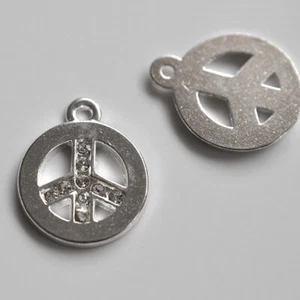 1 Stück / Ø17 mm große "Peace" Halsketten Anhänger mit Strass Silberfarben - Bild 1 von 3