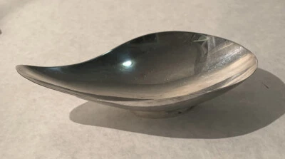 Antique Reed & Barton #64 Silver Tear Drop Footed Dish Marked - Image 1 of 4