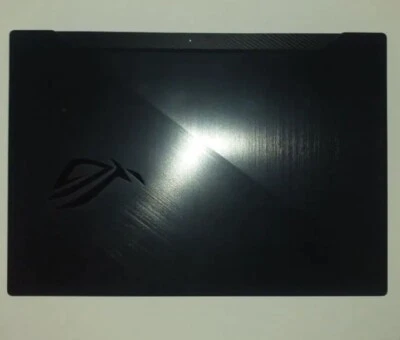 ASUS GA502DU-AL081T 15,6" (AMD Ryzen 7 3750H, 16GB RAM, 512GB SSD, GeForce... - Immagine 1 di 4