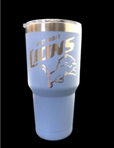 Vaso aislado de acero inoxidable Detroit Lions grabado a medida de 30 oz - Imagen 1 de 5