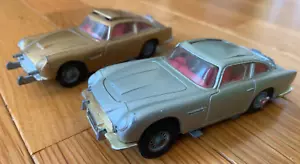 Corgi Gold 261 Aston Martin DB5 James Bond Goldfinger & Corgi Silver Astn Martin - Picture 1 of 23