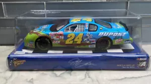 2002 Vincitore Cerchio #24 Jeff Gordon Dupont Scarafaggi Bunny 1:24 Scala, Auto - Foto 1 di 3