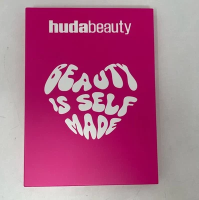 Espejo de mano en forma de corazón HUDA BEAUTY - rosa intenso rosa Foto 1 de 4