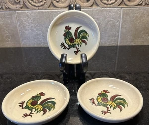 Metlox Poppytrail Provincial ROOSTER Butter Pats (3) Vintage Pottery - Picture 1 of 5