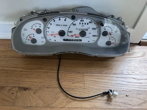 Cuadro de instrumentos velocímetro Ford Explorer Sport Trac 01-03 piezas años 2000 - Imagen 1 de 9