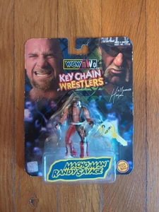 NEU WCW nWo Macho Man Randy Savage Schlüsselanhänger Wrestler Figur Toy Biz WWE WWF AEW - Bild 1 von 1