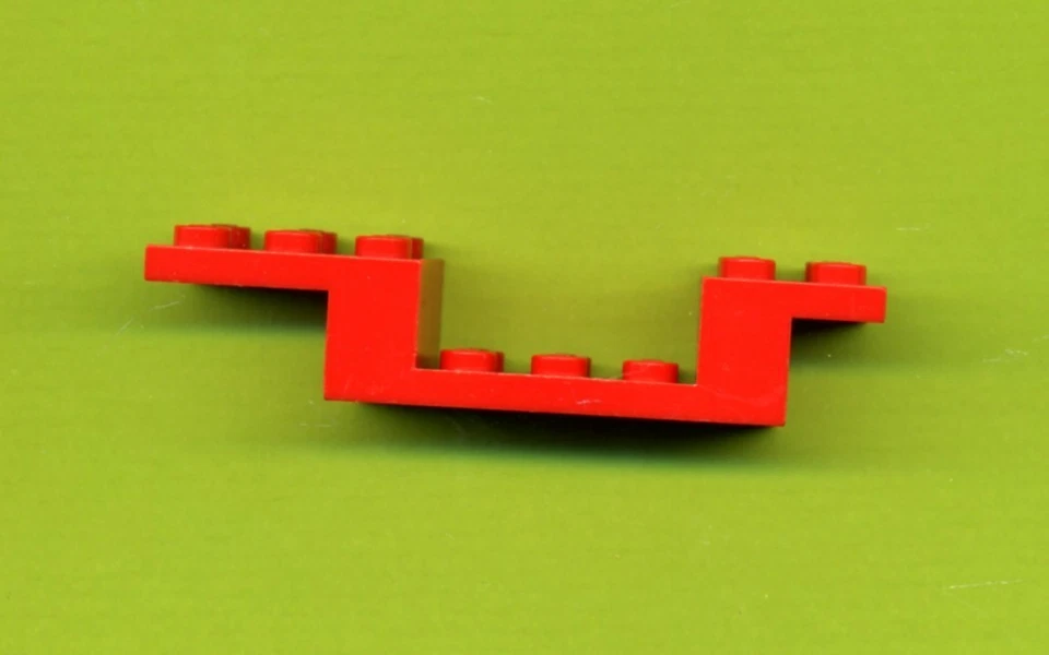 Lego--4732 -- Fahrgestell , Klammer , Brücke -- Rot -- 8 x 2 x 1  & 1/3 -- - Bild 1 von 1