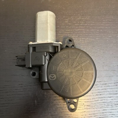 2010 - 2013 MAZDA 3 HATCHBACK  FRONT Power Window Motor RIGHT PASSENGER RH OEM - Image 1 of 4