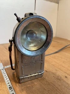 n° 3 Outil /  ANCIENNE LAMPE de Mineur Dominit - Picture 1 of 7