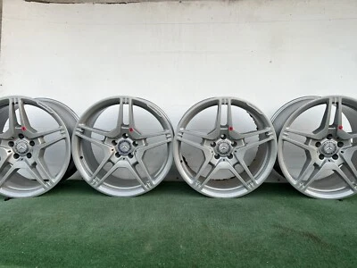 JUEGO LLANTAS MERCEDES BENZ AMG W212 E300 E350 E500 19" ORIGINALES DE FÁBRICA OEM Foto 1 de 4